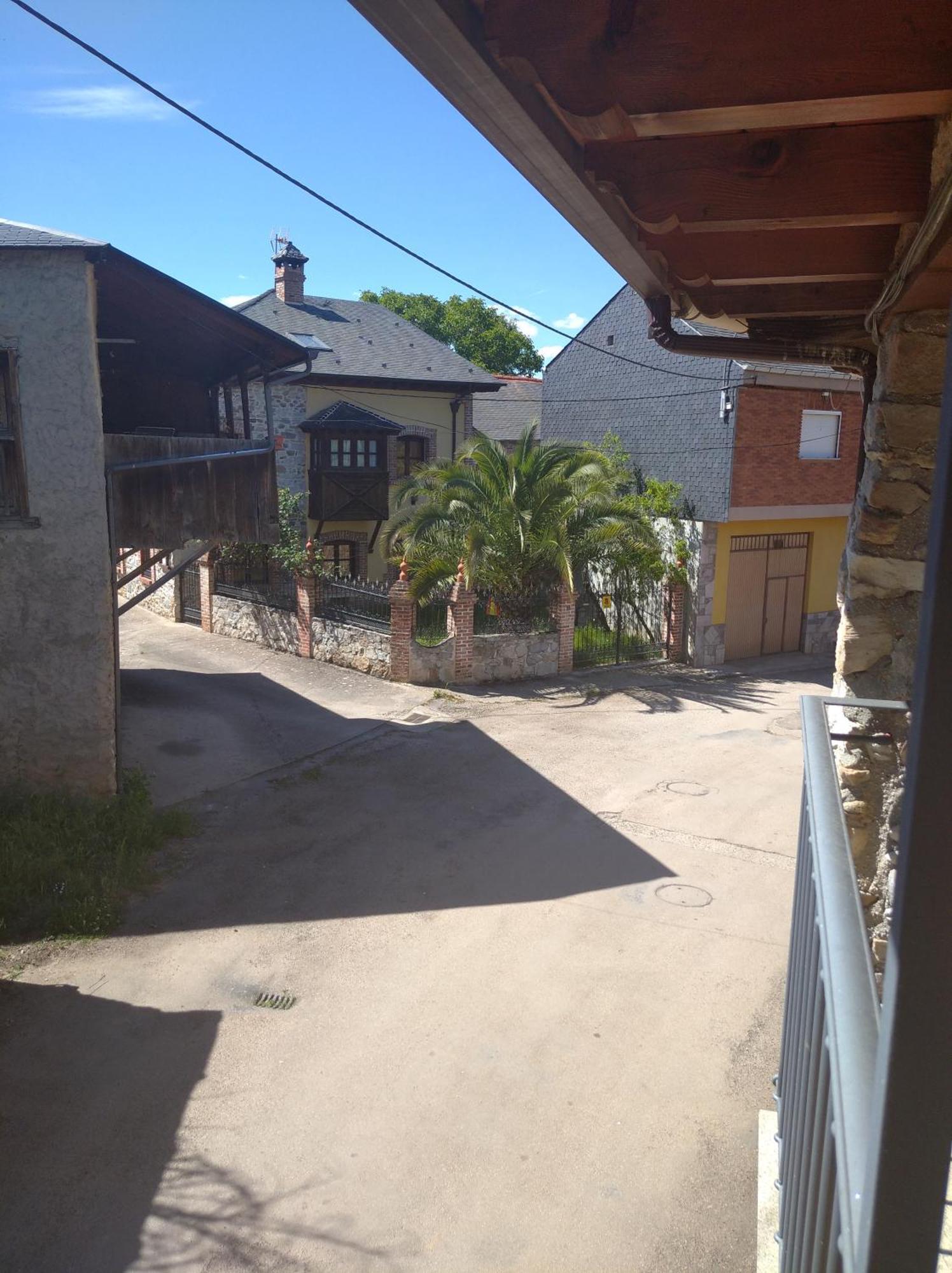 Casa Rural Borrenes Las Medulas Eksteriør bilde